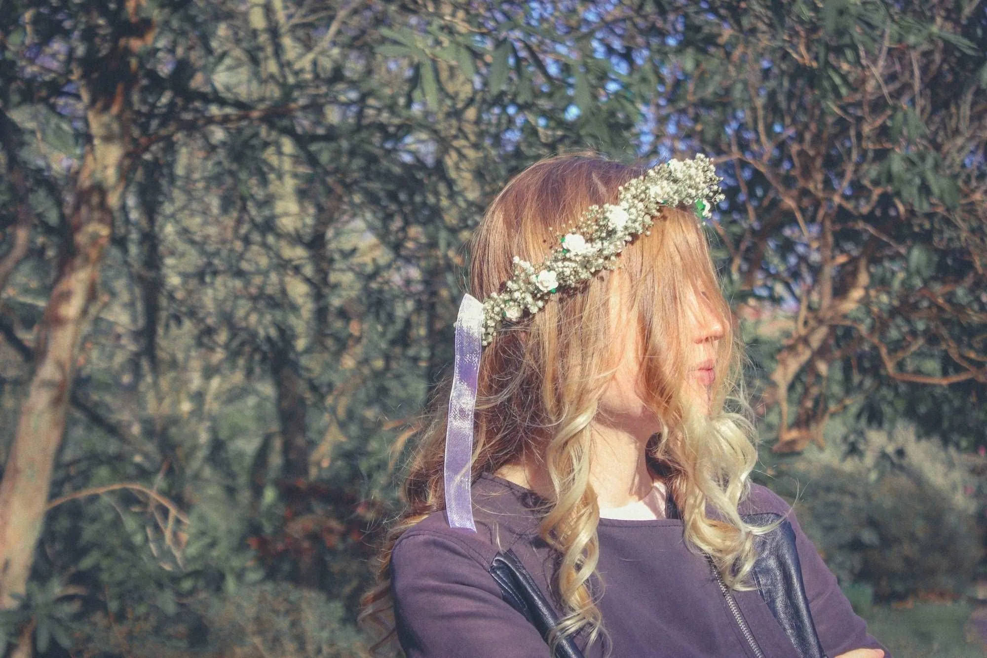 Baby's Breath and Ivory Dainty Roses Crown, Dainty Wreath, Dainty Rose Crown, Dainty Dried Flower Wreath, Whimsical Forest Crown