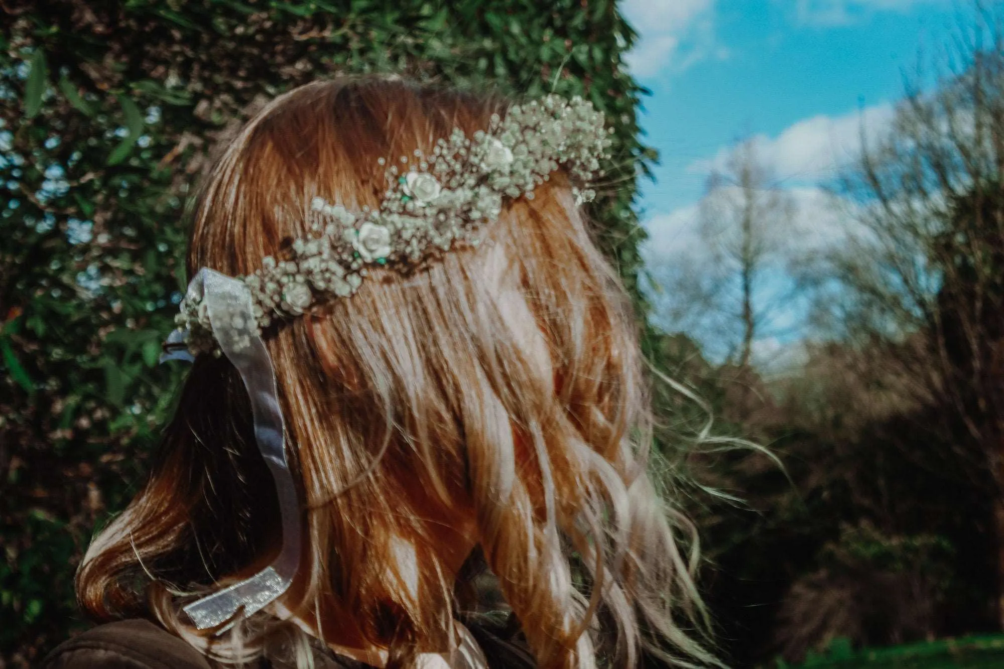 Baby's Breath and Ivory Dainty Roses Crown, Dainty Wreath, Dainty Rose Crown, Dainty Dried Flower Wreath, Whimsical Forest Crown