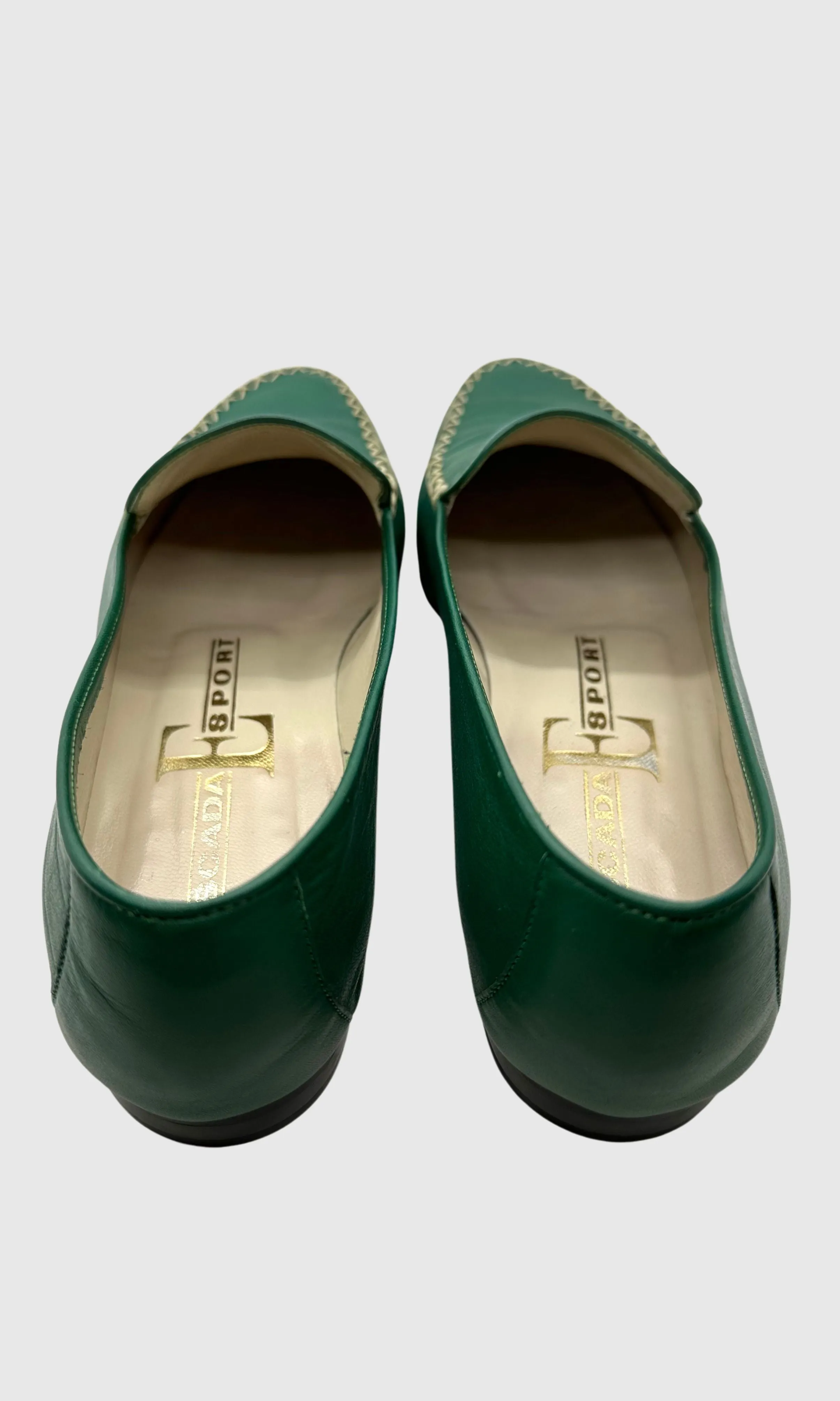 EMERALD GREEN ESCADA LOAFERS • Women's size US 6.5