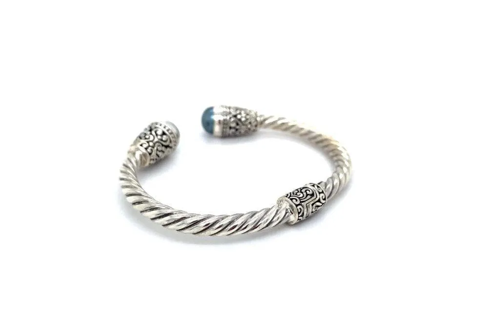 Fiorella Bangle- Grey Pearl