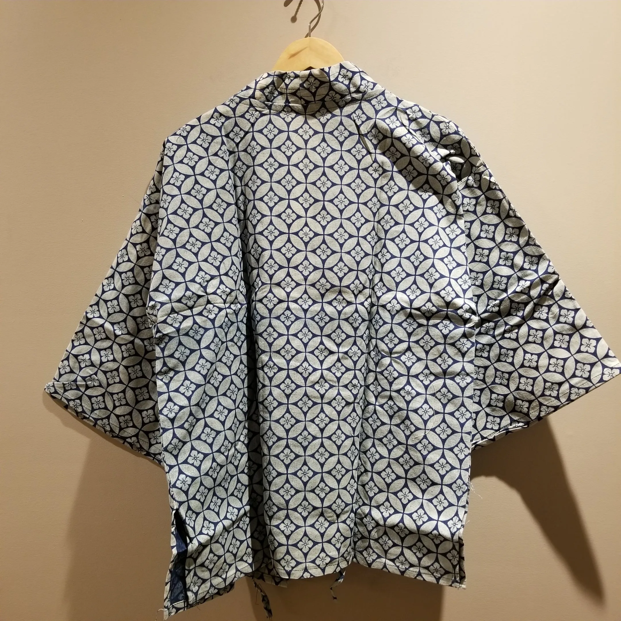 Indigo Hanabishi crest on cloisonne Noragi Kimono (M)