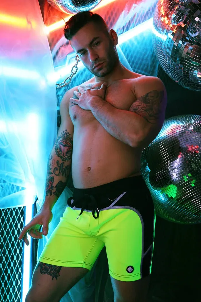 Swimwear BREEDWELL AKIRA UV Blacklight Reflective Neon Yellow Swim Shorts 31